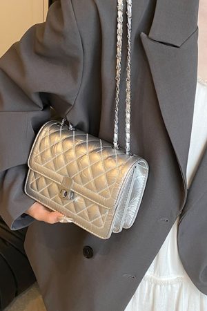 Small Quilted Chain Bag for Women, 2025 New Model, Stylish Embroidered Square Shoulder & Crossbody Bag, Trendy Fashion Accessory