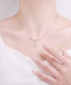 Snake Year Zodiac Birth Year Necklace for Women, Flash Diamond Small Snake Design, Light Luxury High-End Sweater Chain for Autumn/Winter