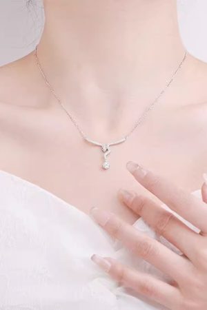 Snake Year Zodiac Birth Year Necklace for Women, Flash Diamond Small Snake Design, Light Luxury High-End Sweater Chain for Autumn/Winter