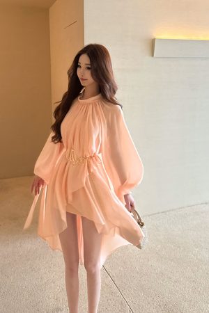 Socialite-Style Sunset Queen Dress for Women with Irregular Lantern Sleeves & Waist Cinching - Perfect for 90s and Y2K Fashion