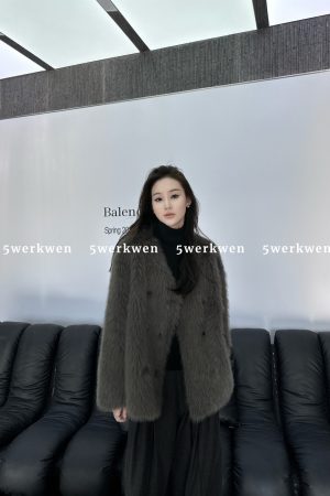 Soft and Delicate Loose Fluffy Coat for Women - Autumn Winter Casual V-Neck Eco-Friendly Fur Fashion