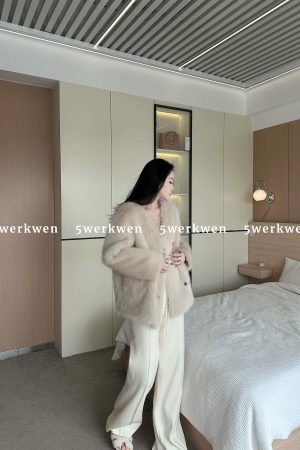 Soft and Delicate Loose Fluffy Coat for Women - Autumn Winter Casual V-Neck Eco-Friendly Fur Fashion