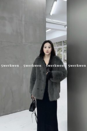 Soft and Delicate Loose Fluffy Coat for Women - Autumn Winter Casual V-Neck Eco-Friendly Fur Fashion