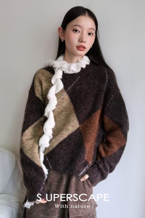 Soft Light Mohair Round Neck Pullover Sweater with Melange Diamond Pattern - Cozy Fashion for Fall and Winter