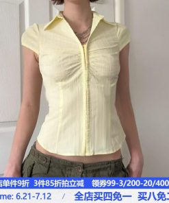 Solid Color Classic Lapel Shirt with Waist-Cinching Slim Fit - Gentle Wood Tone Short Top for Y2K and Korean Style Fashion