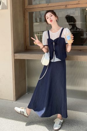 Sophisticated Short-Sleeve Top and Skirt Set for Summer - Elegant OOTD Outfit with Age-Reducing Vibes