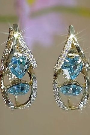 Sparkly Crystal Zircon Heart-Shaped Earrings for Women - Exquisite Compact Design, Versatile Fashion Jewelry, Perfect for Everyday Wear