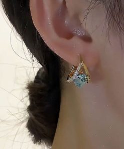 Sparkly Crystal Zircon Heart-Shaped Earrings for Women - Exquisite Compact Design, Versatile Fashion Jewelry, Perfect for Everyday Wear