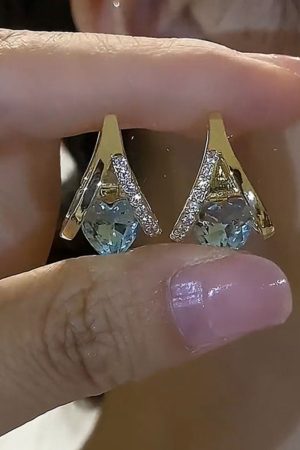 Sparkly Crystal Zircon Heart-Shaped Earrings for Women - Exquisite Compact Design, Versatile Fashion Jewelry, Perfect for Everyday Wear