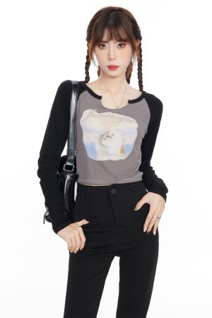 Spicy Girl Cat Print Color-Blocking Cropped T-Shirt with Raglan Long Sleeves for Early Autumn Fashion