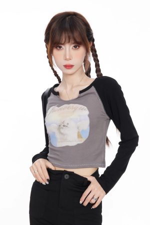 Spicy Girl Cat Print Color-Blocking Cropped T-Shirt with Raglan Long Sleeves for Early Autumn Fashion