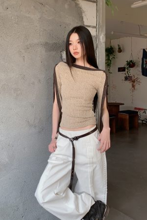 Spicy Girl Off-the-Shoulder T-Shirt with Large Neckline and Split Sleeves - Trendy American Style Fashion Top