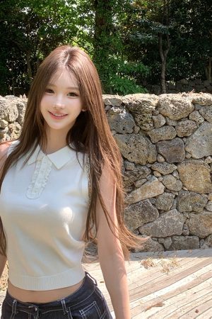 Spicy Girl Polo Collar Knitted Sleeveless Vest - High-End Women's White Summer Top, Trendy Niche Fashion