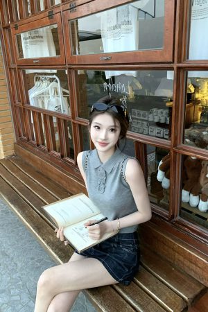 Spicy Girl Polo Collar Knitted Sleeveless Vest - High-End Women's White Summer Top, Trendy Niche Fashion