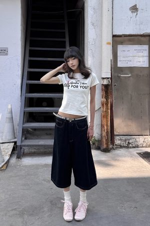 Spicy Girl Short Sleeve Slim Fit T-Shirt - Vintage American Style Summer Top - Trendy Casual Fashion for Y2K and 90s Inspired Looks