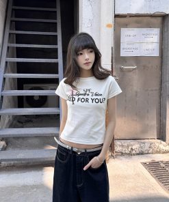 Spicy Girl Short Sleeve Slim Fit T-Shirt - Vintage American Style Summer Top - Trendy Casual Fashion for Y2K and 90s Inspired Looks