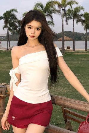 Spicy Girl Slim-Fit One-Shoulder Top & Skirt Two-Piece Set - Women's Summer Shoulder-Baring Outfit