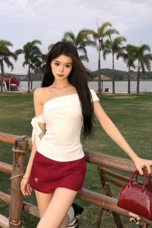 Spicy Girl Slim-Fit One-Shoulder Top & Skirt Two-Piece Set - Women's Summer Shoulder-Baring Outfit