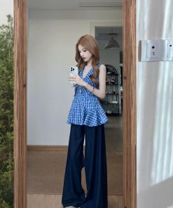 Spicy Girl V-Neck Sleeveless Camisole with Waist-Cinching Design - Summer Plaid Top for a Chic Temperament