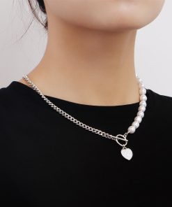 Spliced Chain Imitation Pearl Necklace with Heart-Shaped Mother-of-Pearl Beads, Women's Clavicle Chain, Light Luxury Jewelry