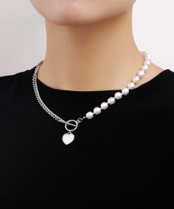 Spliced Chain Imitation Pearl Necklace with Heart-Shaped Mother-of-Pearl Beads, Women's Clavicle Chain, Light Luxury Jewelry