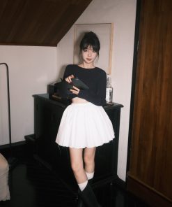 Split Hem Sweater - Stylish Slim Fit Long Sleeve Knit Top for Women - Trendy Short Version