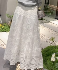 Spring 2025 Heavy Beaded Lace Trim Pullover Sweatshirt and Tulle Skirt Matching Set - Chic Layered Look