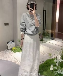 Spring 2025 Heavy Beaded Lace Trim Pullover Sweatshirt and Tulle Skirt Matching Set - Chic Layered Look