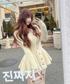 Spring 2025 Women's Knitted Jacket with Lace Hem, Irregular Design, Elegant Layering Piece, Perfect for Chic and Stylish Outfits