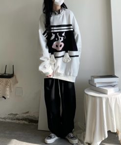 Spring 3D Cow Print Oversized Loose Sweatshirt for Men and Women - Cute Round Neck Unisex Fashion