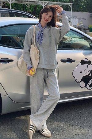 Spring Striped Patchwork Gray Sweatshirt and Wide-Leg Pants Two-Piece Casual Suit for Women - Trendy OOTD Fashion Set