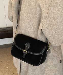 Spring & Summer Matte Texture Crossbody Bag - Versatile Small Square Shoulder Bag in Korean Style, Niche Design for Commuters