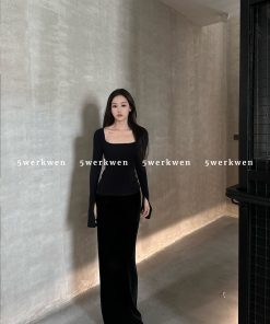 Spring Summer Square Neck Knitted Top with Slightly Flared Sleeves, Versatile Slim Fit Women's Sweater, Casual Layering Essential