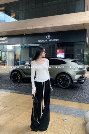 Spring Summer Square Neck Knitted Top with Slightly Flared Sleeves, Versatile Slim Fit Women's Sweater, Casual Layering Essential