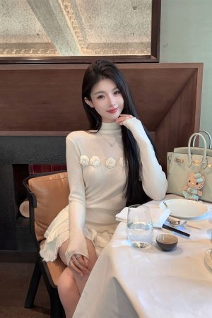 Spring White High Neck Wool Knitted Sweater Top for Women - Slim Fit Layering Essential