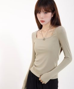 Square Neck Long Sleeve Off-Shoulder Top for Women, Slim Fit T-Shirt, Fashionable Spring 2025 Style, Youthful Design, Trendy Look