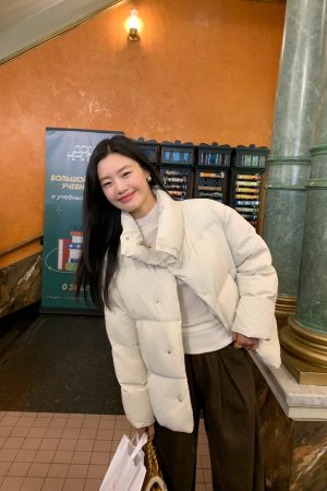 Stand Collar Loose Short Down Jacket for Women - Simple & Warm Autumn Winter Style, 90% White Duck Down, Cozy Casual Outerwear