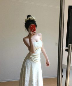 Strapless Pleated One-Shoulder Dress for Women - French Style, Waist-Cinching High-End Summer Fashion