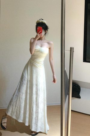 Strapless Pleated One-Shoulder Dress for Women - French Style, Waist-Cinching High-End Summer Fashion