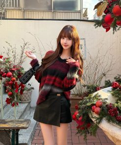 Striped Long-Sleeve Knitted Sweater for Women - V-Neck Stylish Spring Autumn Top, Perfect Y2K Battle Outfit Outerwear