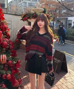 Striped Long-Sleeve Knitted Sweater for Women - V-Neck Stylish Spring Autumn Top, Perfect Y2K Battle Outfit Outerwear