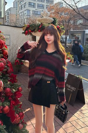 Striped Long-Sleeve Knitted Sweater for Women - V-Neck Stylish Spring Autumn Top, Perfect Y2K Battle Outfit Outerwear