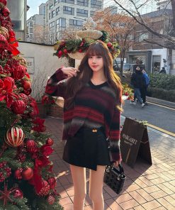 Striped Long-Sleeve Knitted Sweater for Women - V-Neck Stylish Spring Autumn Top, Perfect Y2K Battle Outfit Outerwear