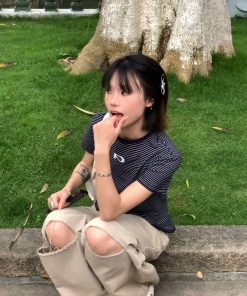 Striped Shoulder Short Sleeve Women's T-shirt - Trendy Summer Top with Niche Design for Casual Style