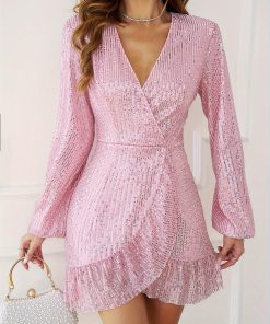 Style Outfits Girl, Trans Girl Outfits - Pink Sequin Dress