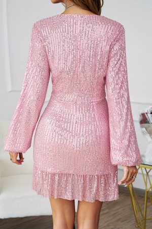 Style Outfits Girl, Trans Girl Outfits - Pink Sequin Dress