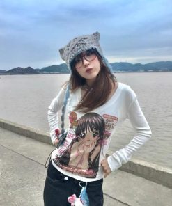 Styling Red Sweater, Grunge Woman Outfits - Kawaii Anime Girl Top