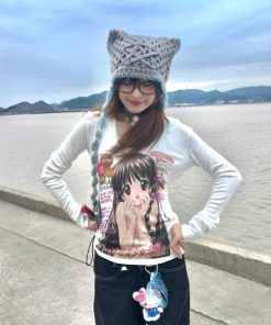 Styling Red Sweater, Grunge Woman Outfits - Kawaii Anime Girl Top
