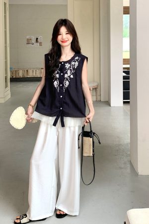 Stylish Embroidered Vest and Wide-Leg Pants Set for Women - Unique White Two-Piece Outfit for Summer 2025, Trendy and Loose Fit