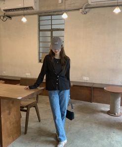 Stylish Green Long Sleeve Tee - Versatile Wear, Sun Protection, Lightweight Fashion Top for Effortless Layering